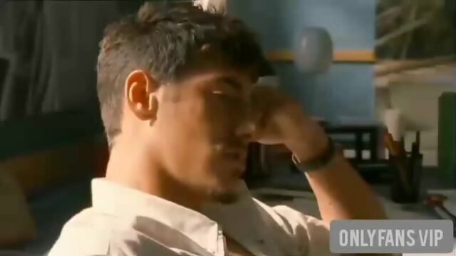 Eric Balfour 01