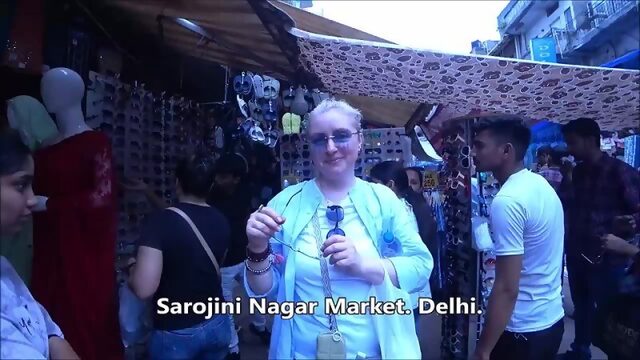 [Irina Hindi Life] 159. Sarojini Nagar Market. Delhi. Такого весёлого шопинга у меня еще не было. Скупаем всё.